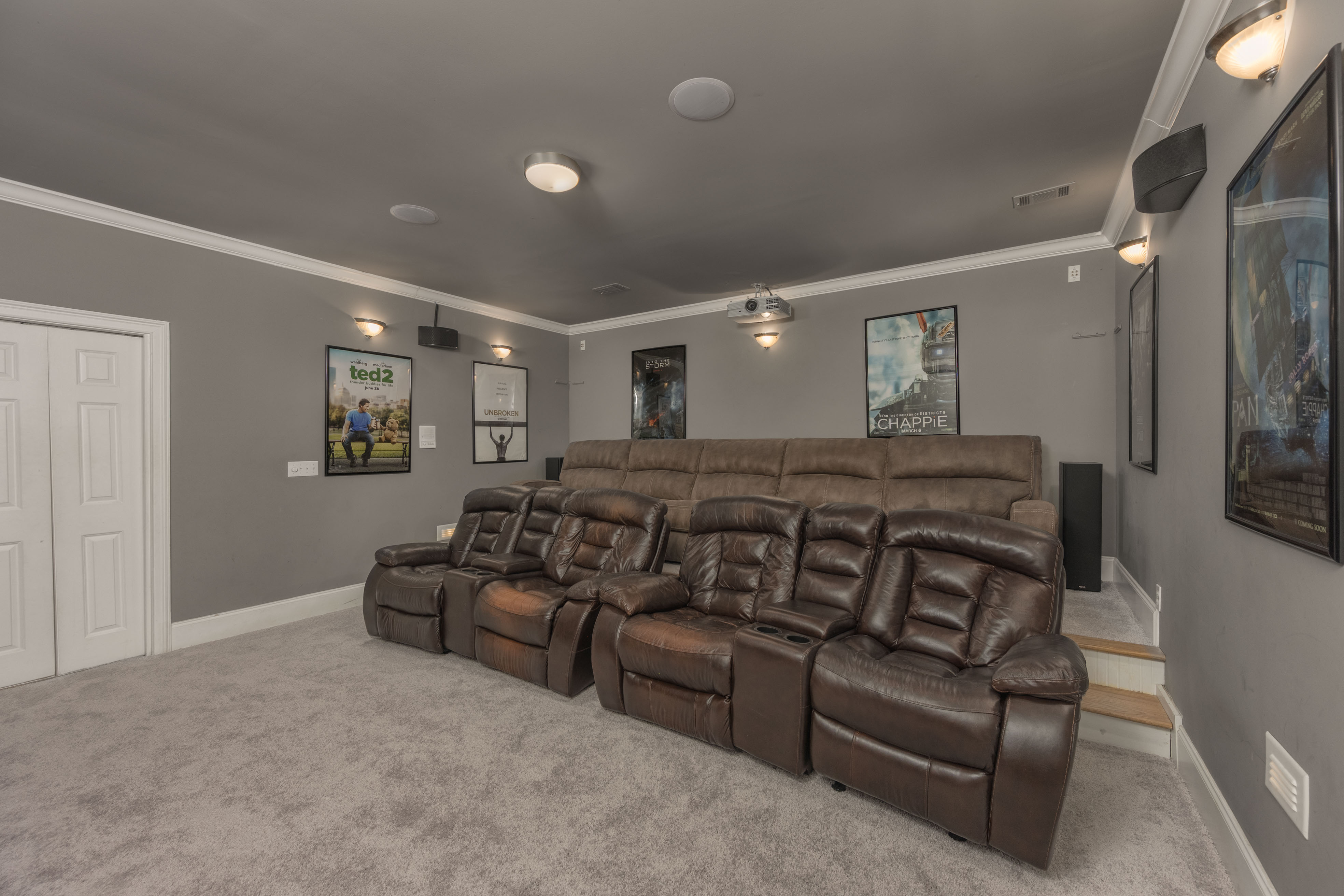 1011 Penfield Way image 40